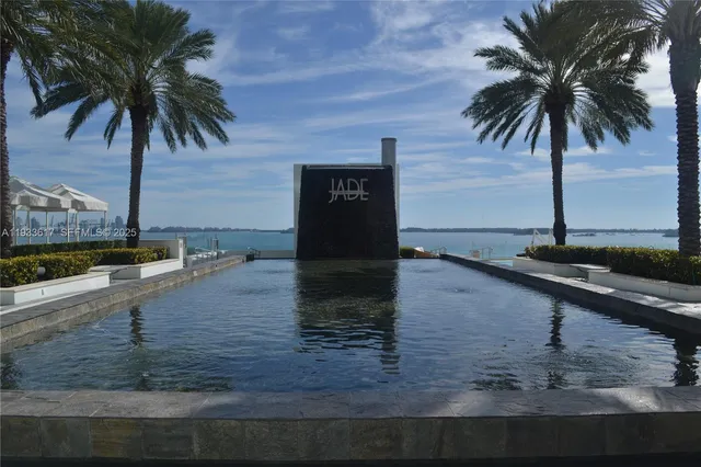 $2,139,000 | 1331 Brickell Bay Drive, Unit 1609, Miami, FL 33131