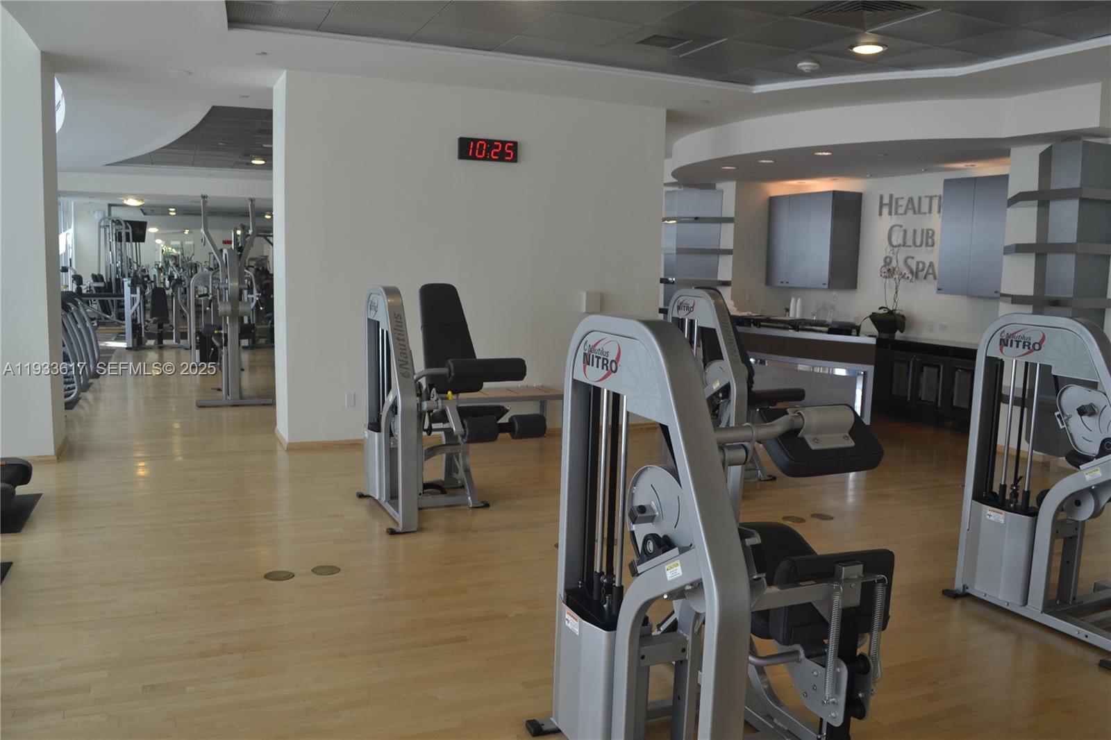 1331 Brickell Bay Drive, Unit 1609 Miami, FL 33131 - Photo 64 of 75