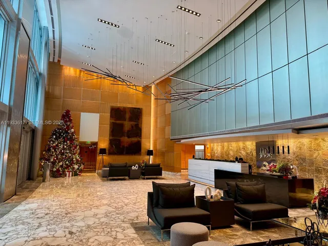 $2,139,000 | 1331 Brickell Bay Drive, Unit 1609, Miami, FL 33131