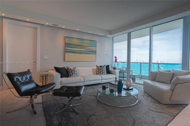 $2,139,000 | 1331 Brickell Bay Drive, Unit 1609, Miami, FL 33131