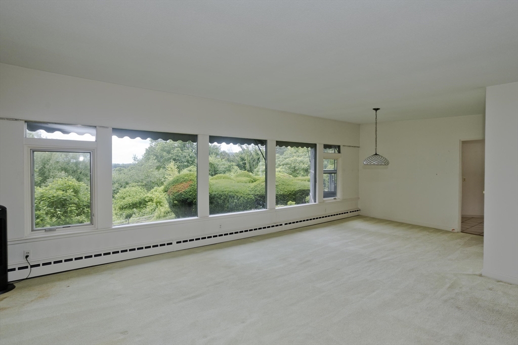 2 Red Ledge Road South Hadley, MA 01075 - Photo 8 of 42 Gallery Image 8