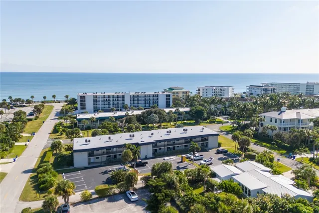 $375,000 | 4145 Silver Palm Drive, Unit 12, Vero Beach, FL 32963