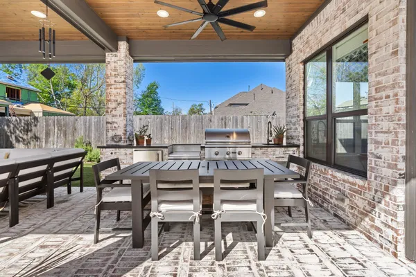 $1,450,000 | 6433 Schiller Street, Houston, TX 77055