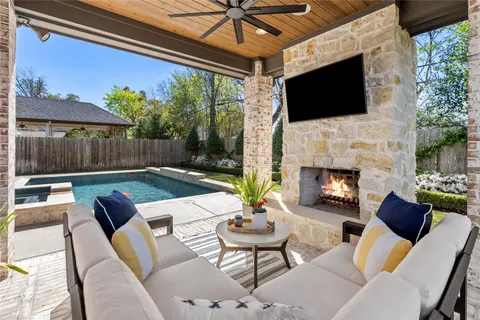 $1,450,000 | 6433 Schiller Street, Houston, TX 77055