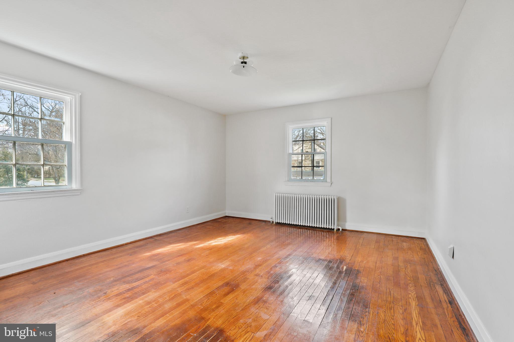 909 Greenleigh Road Baltimore, MD 21212 - Photo 17 of 44 Upper Front BD