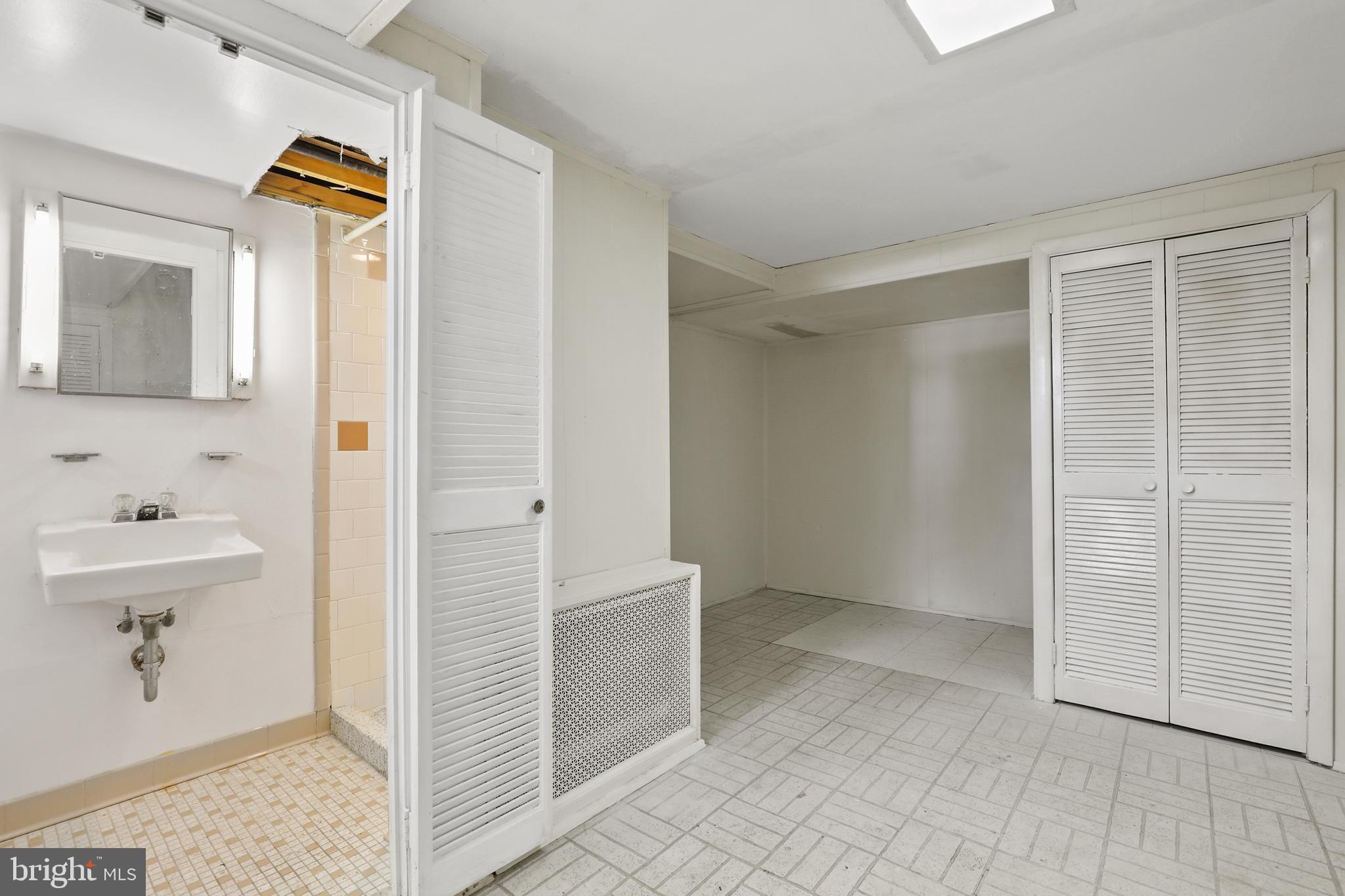 909 Greenleigh Road Baltimore, MD 21212 - Photo 28 of 44 Finished Storage
