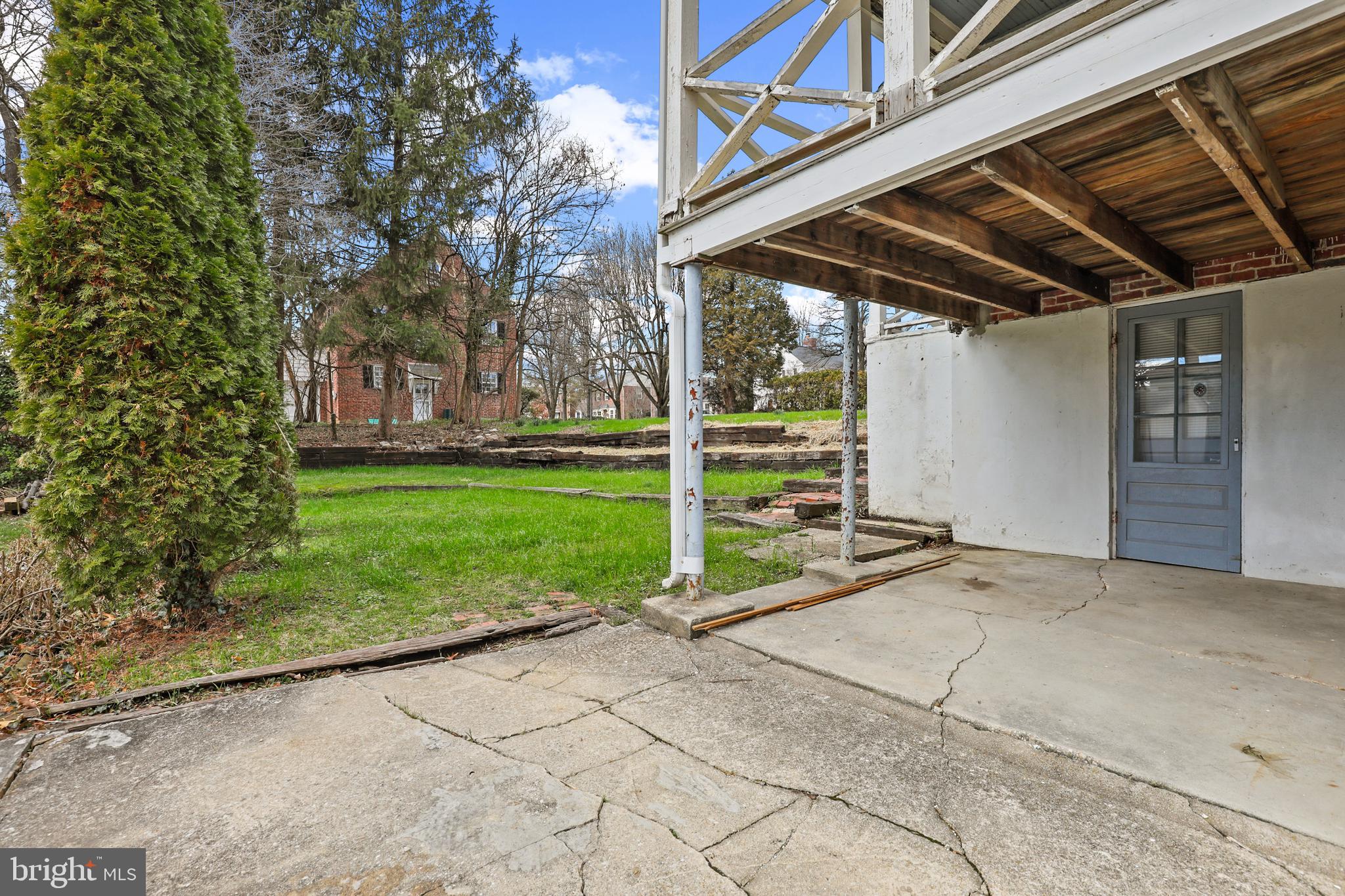 909 Greenleigh Road Baltimore, MD 21212 - Photo 34 of 44 Rear Patio