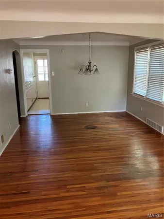$159,900 | 751 Dallas Drive, St. Louis, MO 63125