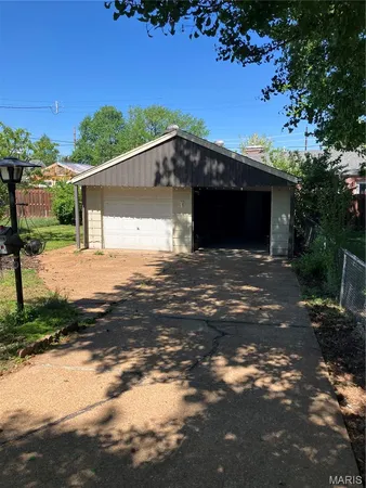 $159,900 | 751 Dallas Drive, St. Louis, MO 63125