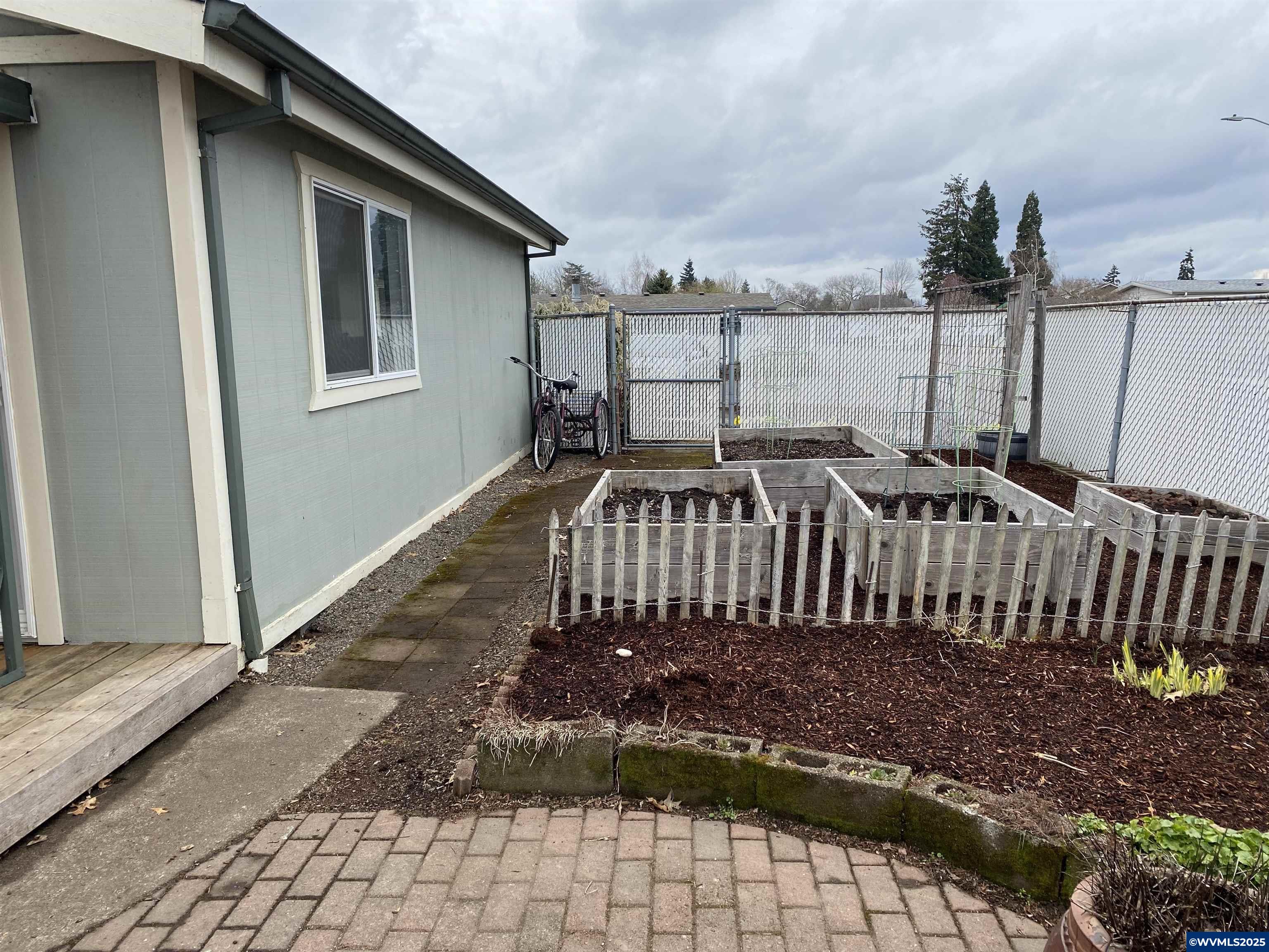 4730 Auburn Road Northeast, Unit 104 Salem, OR 97301 - Photo 17 of 30 Gallery Image 17