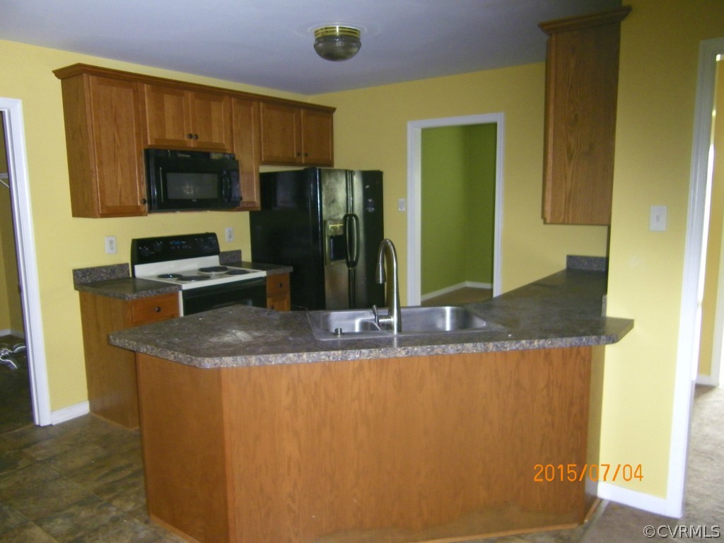 5138 Hackney Road Richmond, VA 23234 - Photo 3 of 13