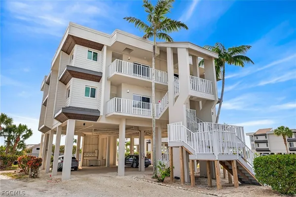 $849,000 | 255 Periwinkle Way, Unit 7A, Sanibel, FL 33957
