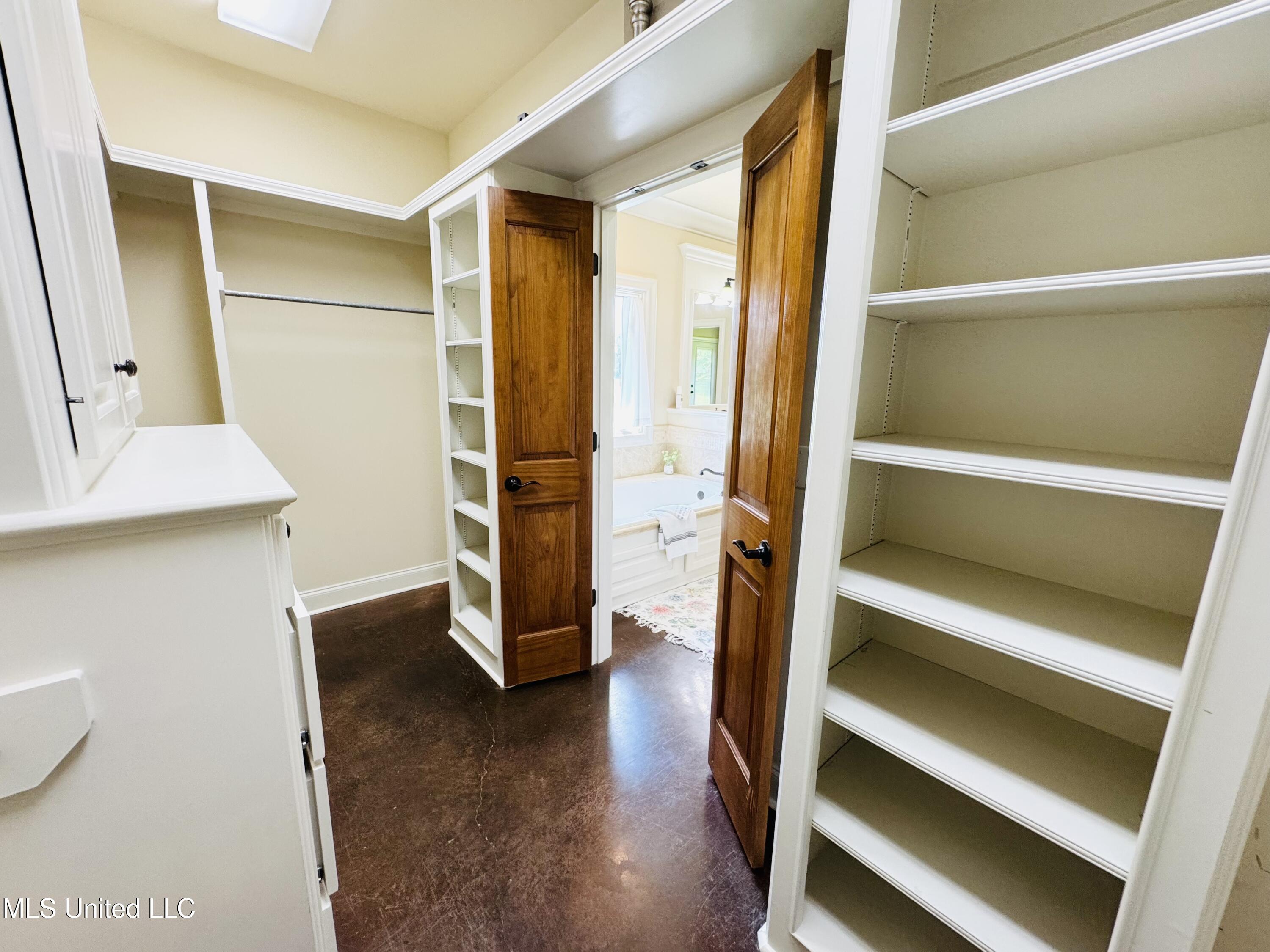 1081 Livingston Vernon Road Flora, MS 39071 - Photo 20 of 40 mst closet