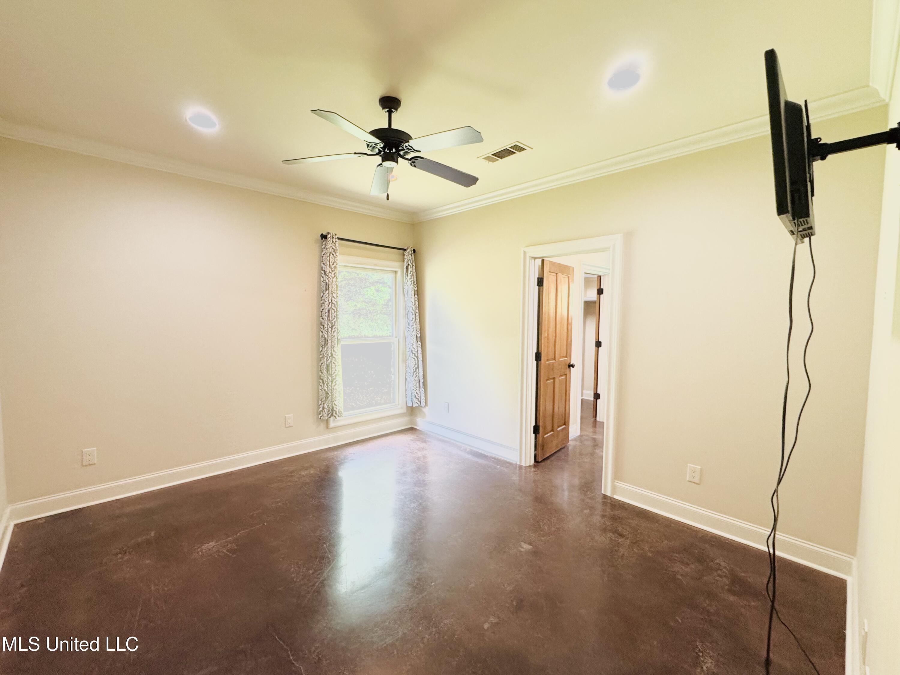 1081 Livingston Vernon Road Flora, MS 39071 - Photo 27 of 40 bed3