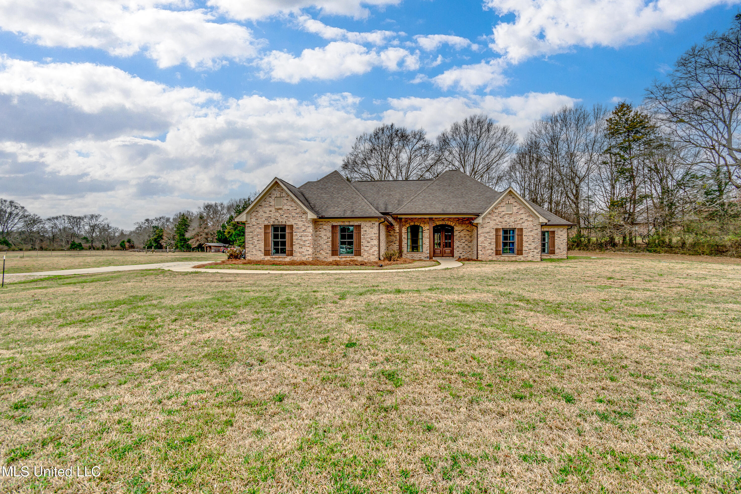 1081 Livingston Vernon Road Flora, MS 39071 - Photo 5 of 40 1081 Livingston Vernon Rd-62