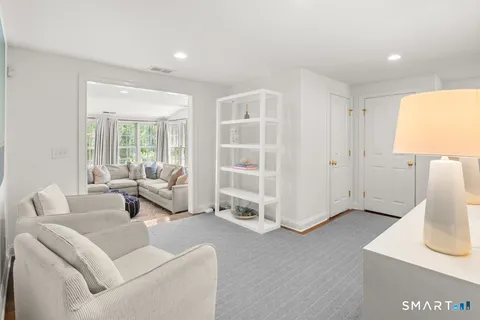 $1,695,000 | 28 East Lane, Darien, CT 06820