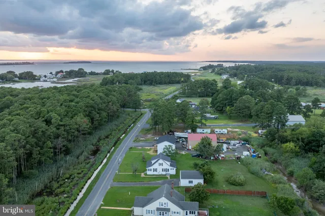 $189,000 | 2539 Old House Point Road, Fishing Creek, MD 21634