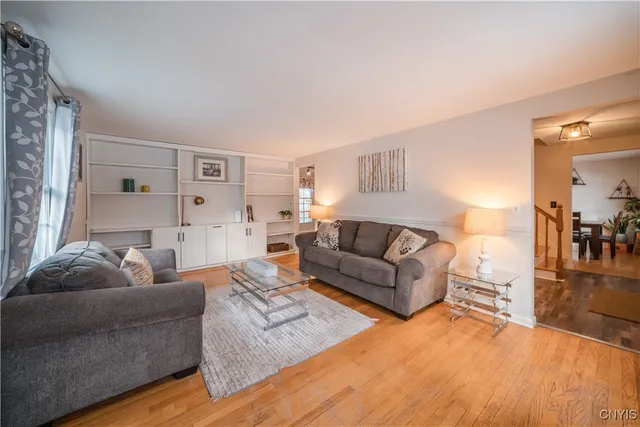 $344,900 | 4858 Driftwood Drive, Salina, NY 13088