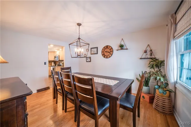 $344,900 | 4858 Driftwood Drive, Salina, NY 13088