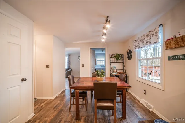 $344,900 | 4858 Driftwood Drive, Salina, NY 13088