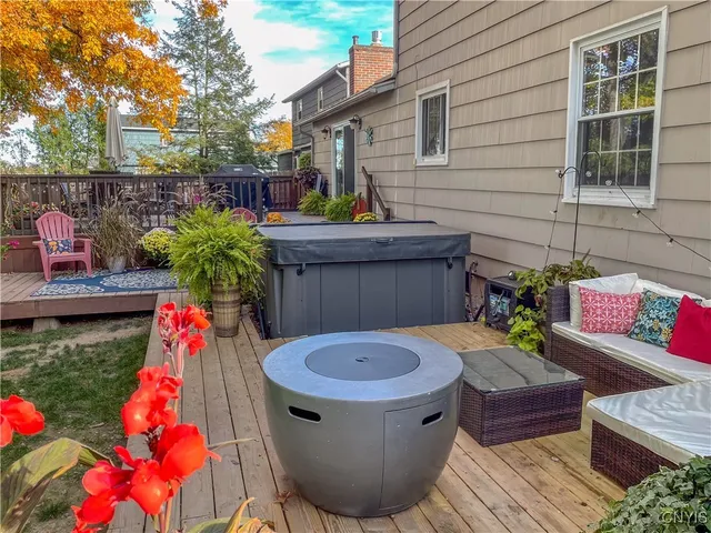 $344,900 | 4858 Driftwood Drive, Salina, NY 13088