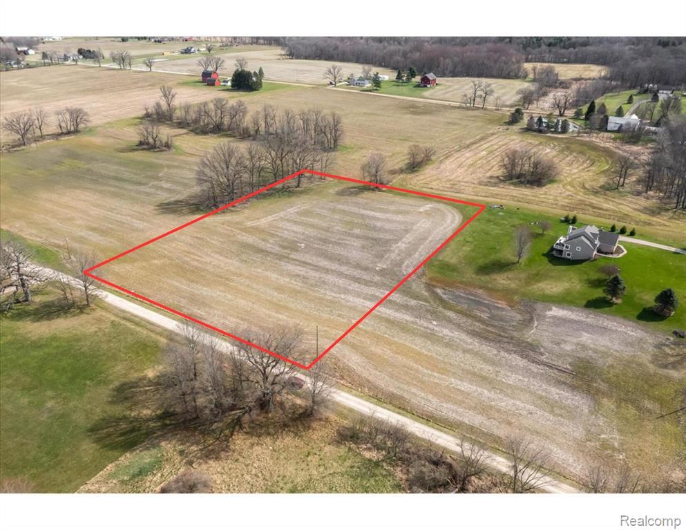 L Schrepfer Road Howell, MI 48855 - Photo 1 of 10