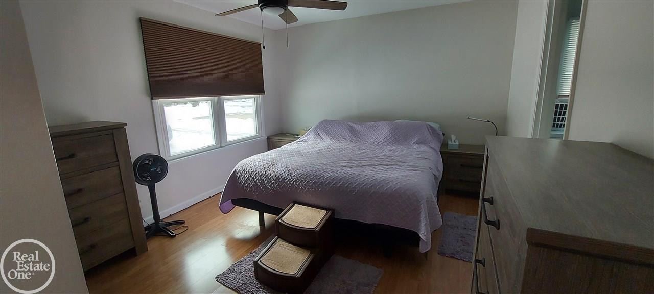 2731 Wisconsin Road Troy, MI 48083 - Photo 9 of 17 50063399-8.JPG
