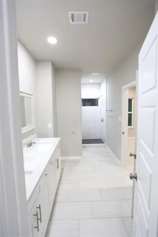 $1,600 | 509 Avenue I, Unit A, Conroe, TX 77301