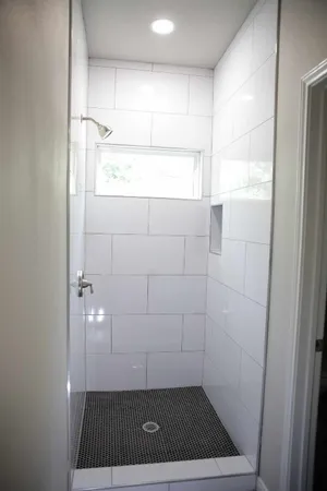 $1,600 | 509 Avenue I, Unit A, Conroe, TX 77301