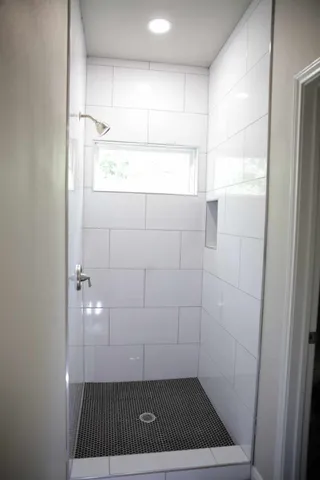 $1,600 | 509 Avenue I, Unit A, Conroe, TX 77301