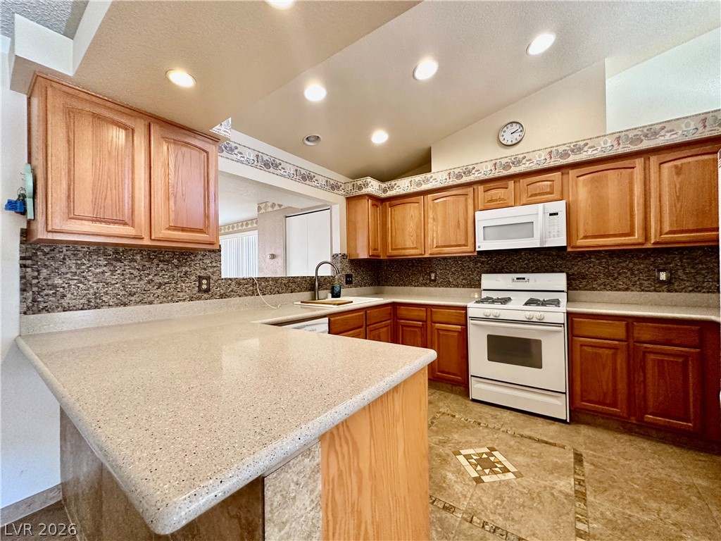 3218 Ocotillo Drive Laughlin, NV 89029 - Photo 16 of 53