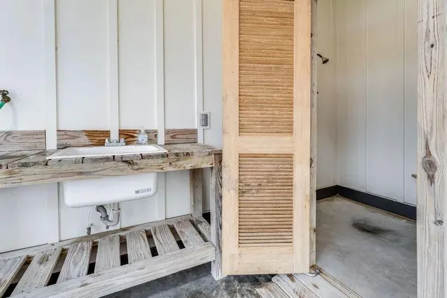 $989,900 | 201 Park Point Circle, Port St. Joe, FL 32456