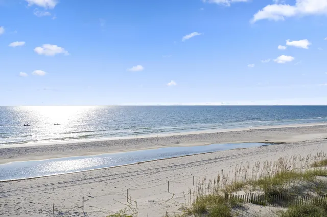 $989,900 | 201 Park Point Circle, Port St. Joe, FL 32456