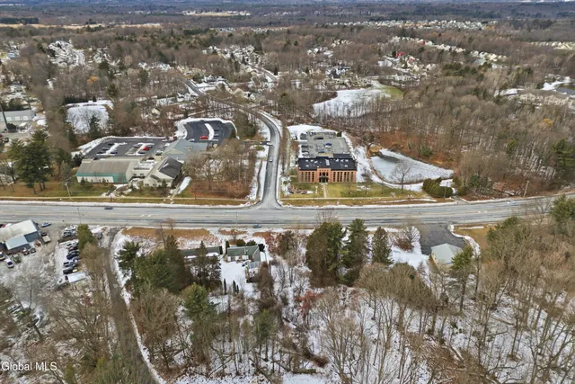 $990,000 | 2595-2599 Highway 9, Malta, NY 12020