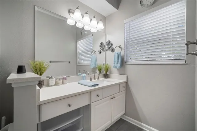 $349,900 | 800 South Dakota Avenue, Unit 221, Tampa, FL 33606