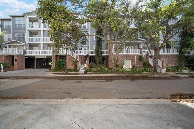 $349,900 | 800 South Dakota Avenue, Unit 221, Tampa, FL 33606
