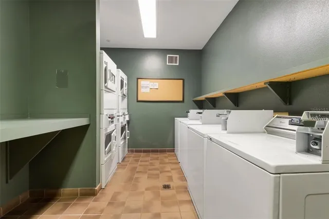 $349,900 | 800 South Dakota Avenue, Unit 221, Tampa, FL 33606