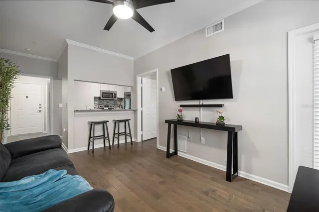 $349,900 | 800 South Dakota Avenue, Unit 221, Tampa, FL 33606