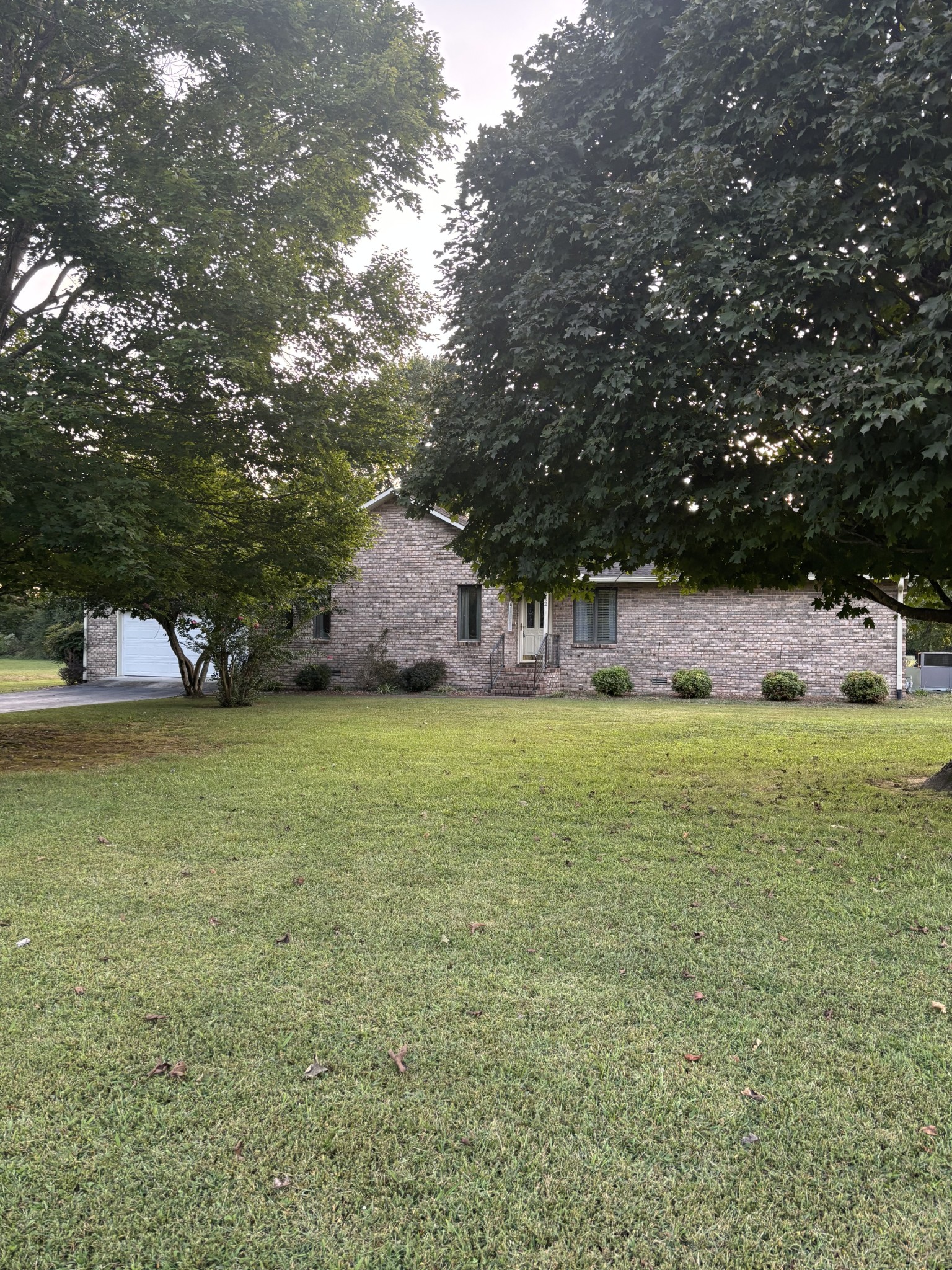 602 12 Oaks Road Tullahoma, TN 37388 - Photo 1 of 23 Gallery Image 1