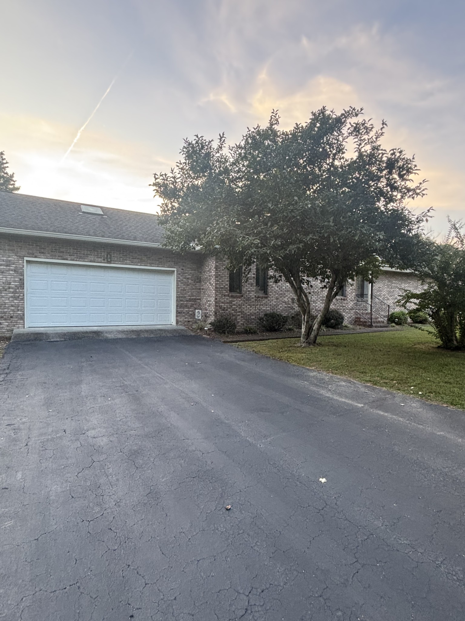 602 12 Oaks Road Tullahoma, TN 37388 - Photo 3 of 23 Gallery Image 3