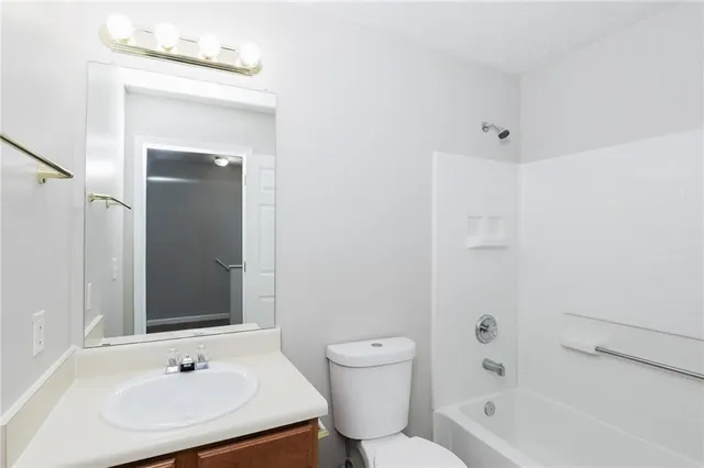 $1,575 | 5896 Strathmoor Manor Circle, Lithonia, GA 30058