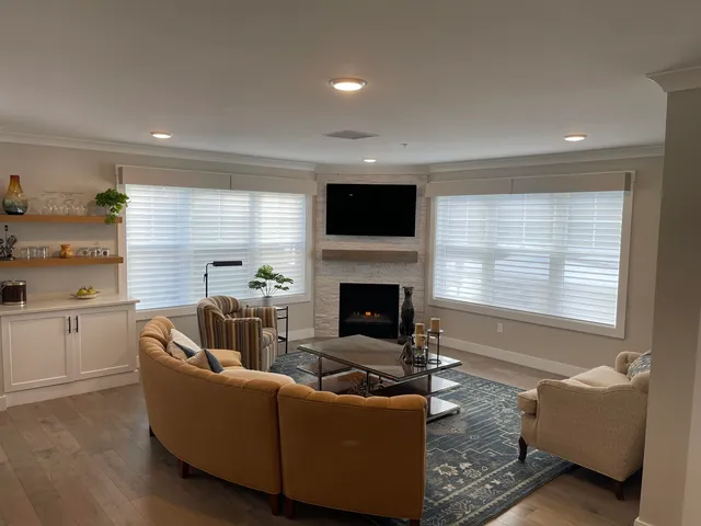 $4,400 | 2075 Lafayette Road, Unit A12, Portsmouth, NH 03801