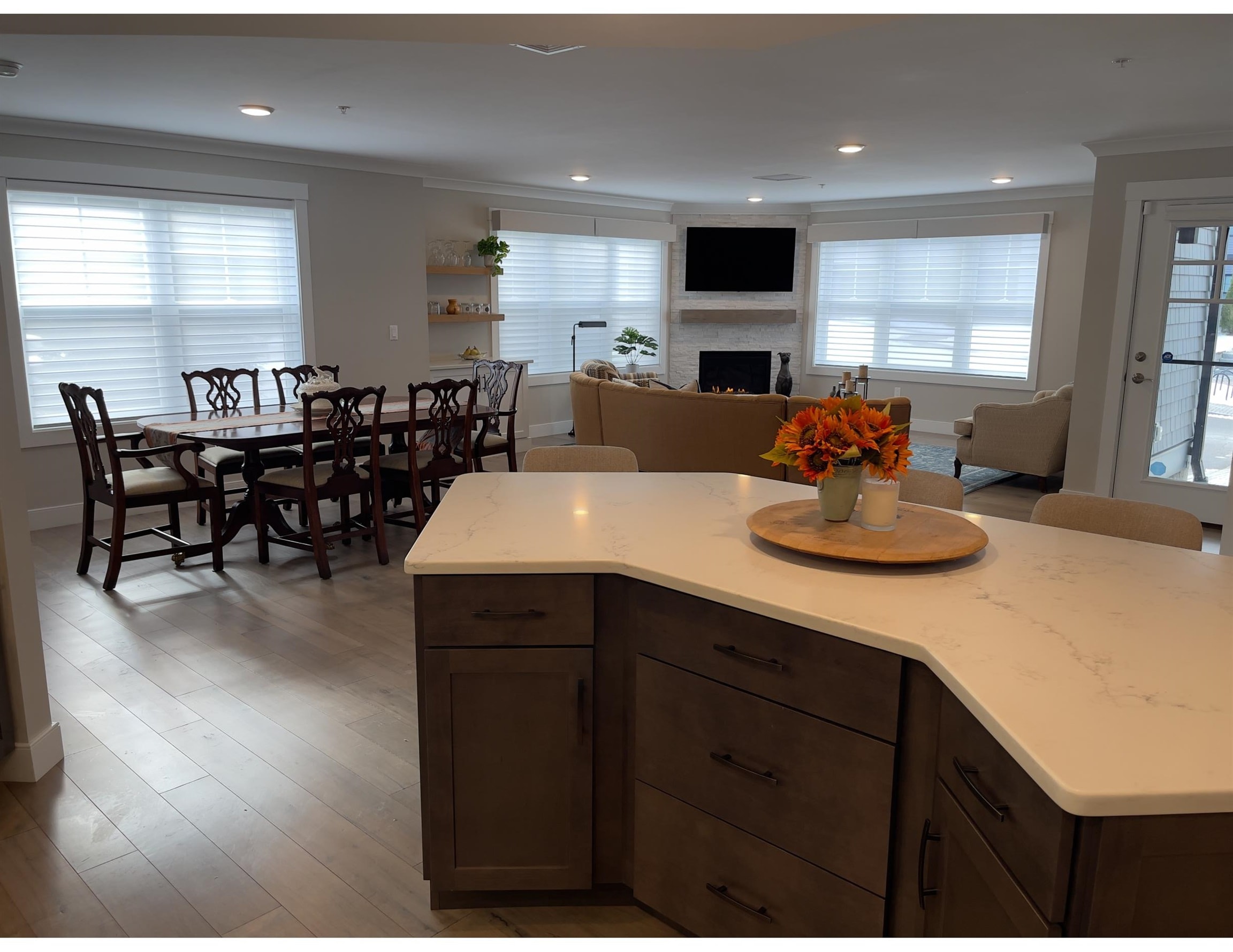 2075 Lafayette Road, Unit A12 Portsmouth, NH 03801 - Photo 6 of 30