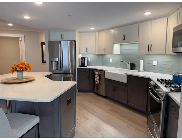 $4,400 | 2075 Lafayette Road, Unit A12, Portsmouth, NH 03801