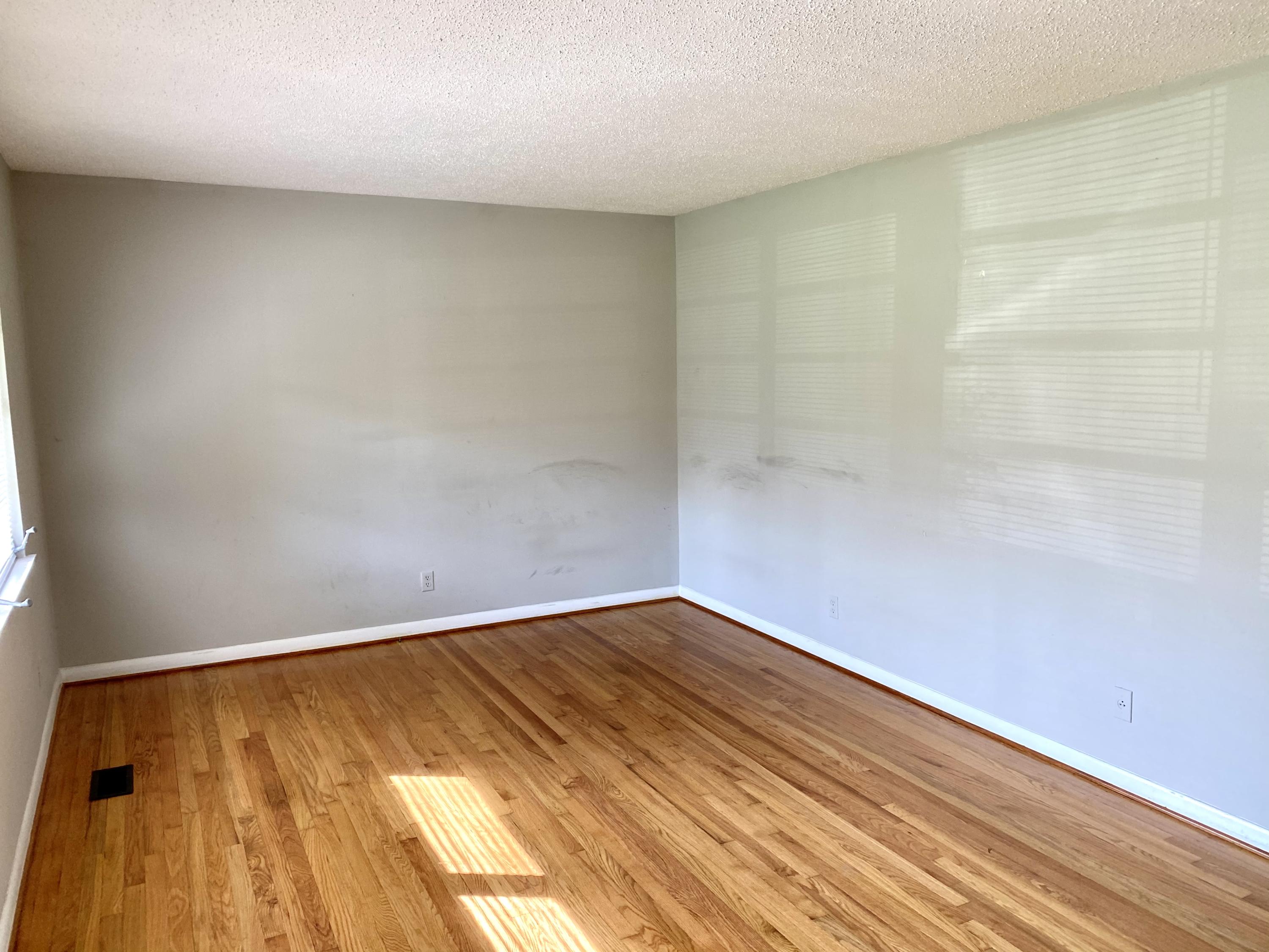307 Signal View Street Chattanooga, TN 37415 - Photo 3 of 16 A4768D09-DE5A-4A7D-96E5-098891BB76F6