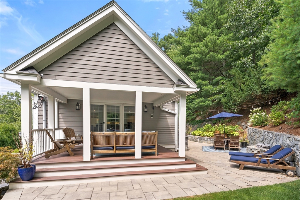 54 Squire Road Winchester, MA 01890 - Photo 6 of 41 Gallery Image 6