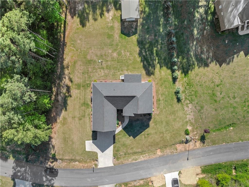 611 Bell Loop Chatsworth, GA 30705 - Photo 41 of 42 an aerial view of a house with a yard