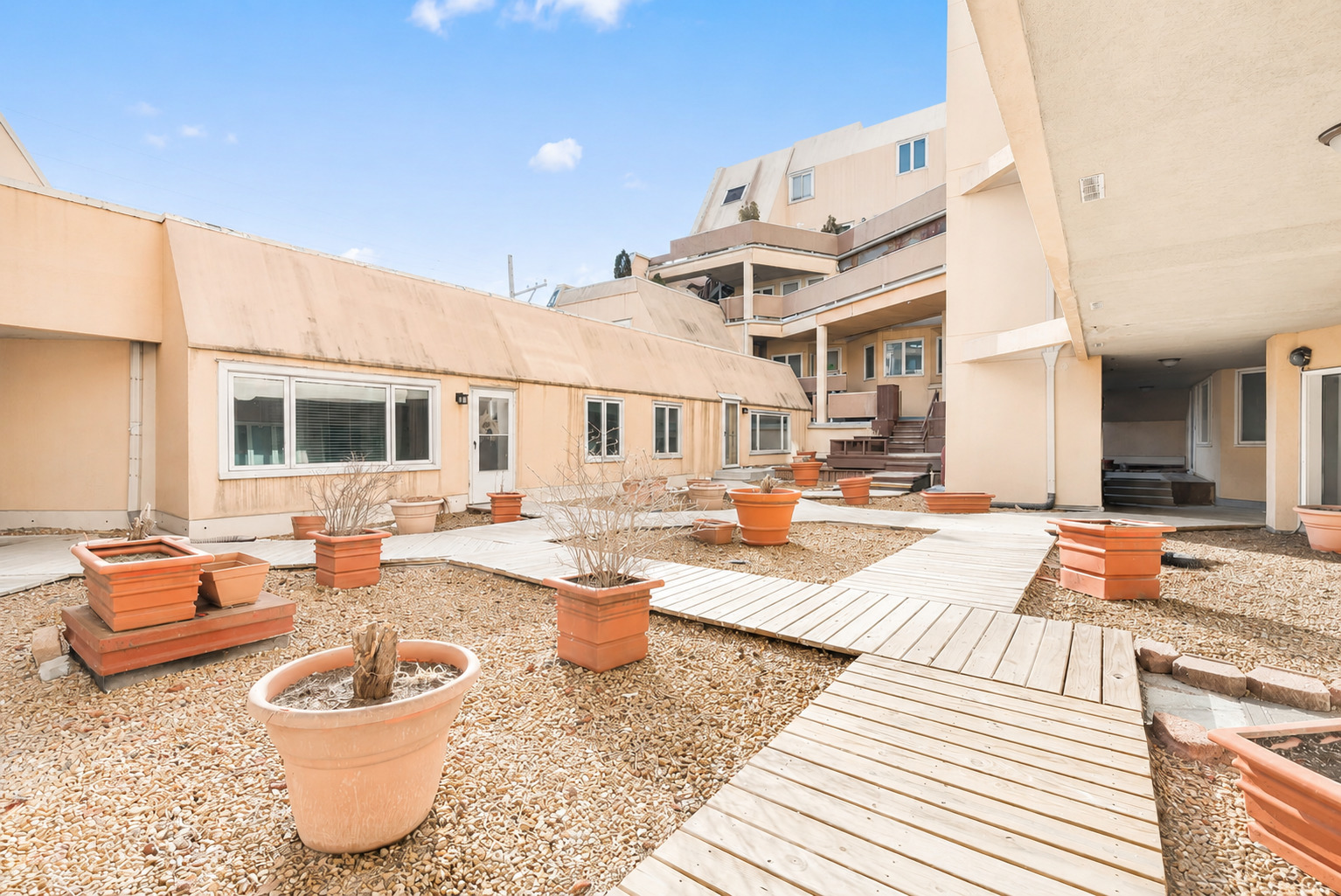 6337 Roosevelt Road, Unit 107 Berwyn, IL 60402 - Photo 11 of 13