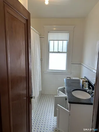 $2,500 | 41 Lawlor Street, Waterbury, CT 06708