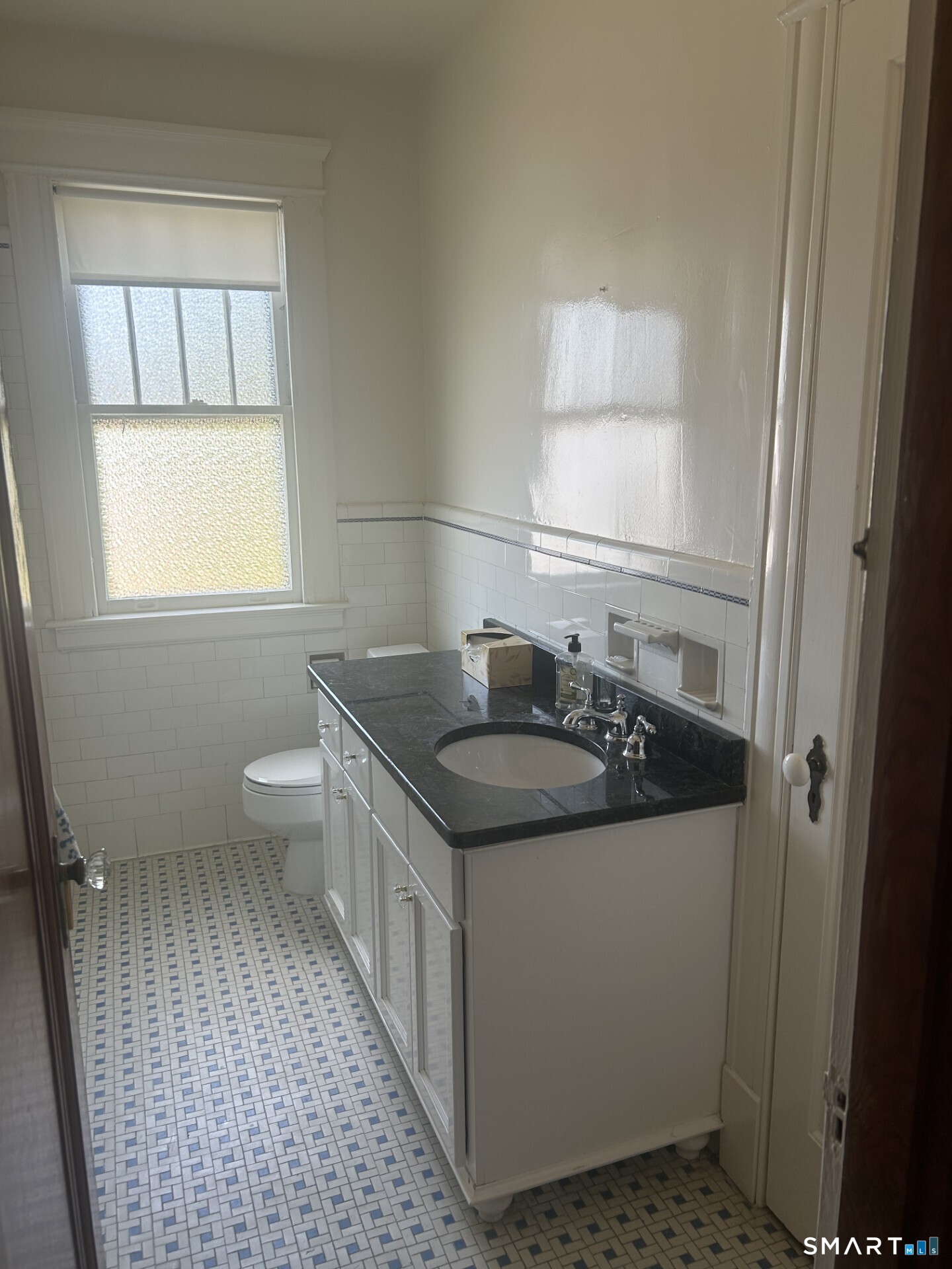 41 Lawlor Street Waterbury, CT 06708 - Photo 10 of 12